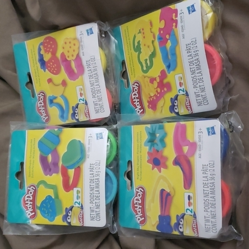 4 Play-Doh‎ Sets